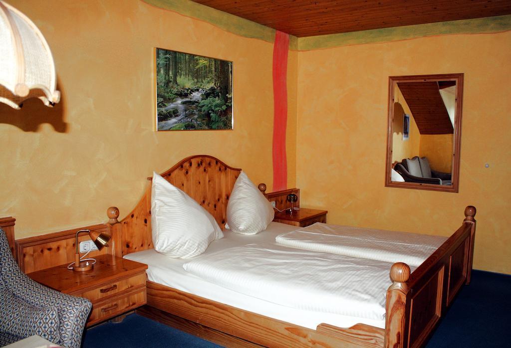 Beim Haxenwirt Hotel Immenstadt im Allgau Bagian luar foto