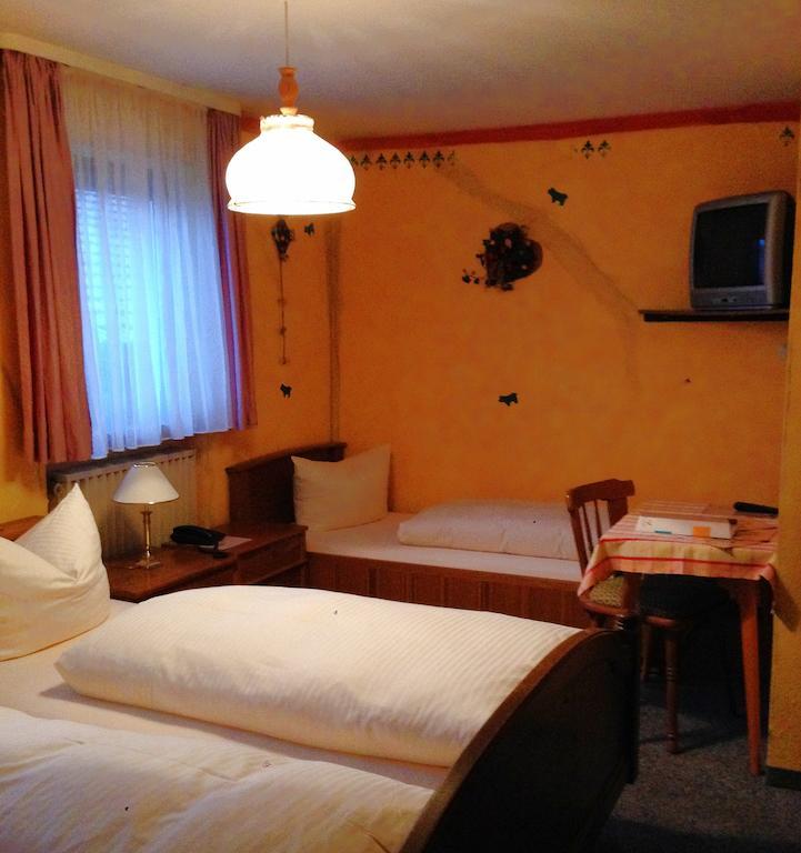 Beim Haxenwirt Hotel Immenstadt im Allgau Bagian luar foto