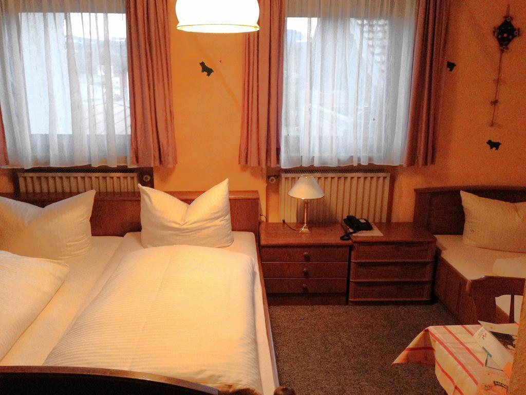 Beim Haxenwirt Hotel Immenstadt im Allgau Bagian luar foto